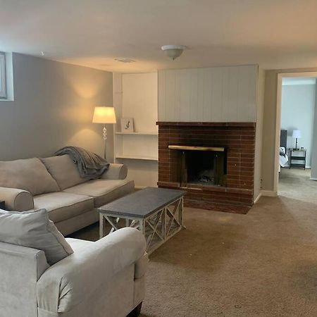 3 King Beds + Bunk Beds On Broadway Villa Литълтън Екстериор снимка